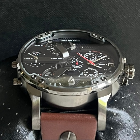 DZ7314 - Diesel Men’s Mr. Daddy 2.0 Brown Leather Watch - Picture 7 of 13